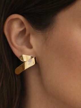 Monet Vintage Gold Tone Clip-On Earrings